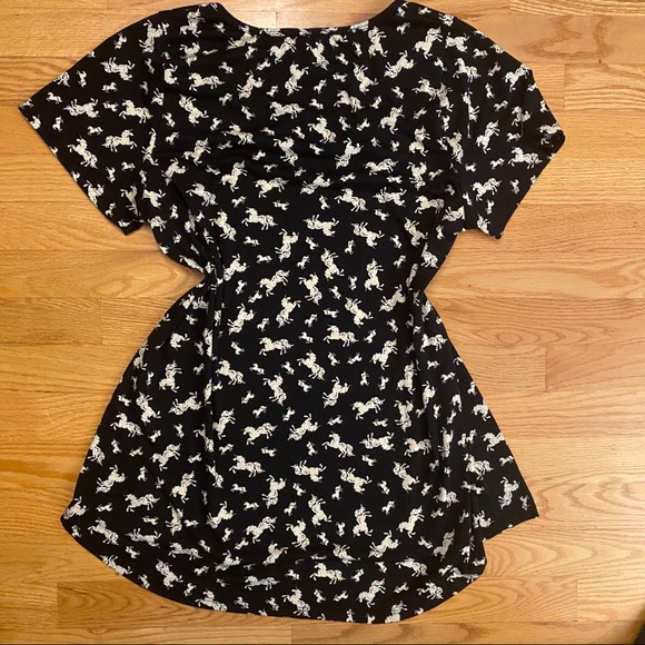 🚫DONATED🚫 - Picture 2 of 5